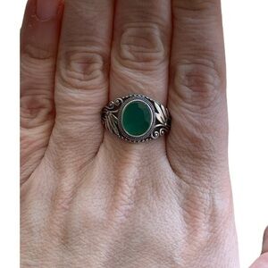 Green Onyx Stone, Sterling Silver Ring size‎ 8 adjustable